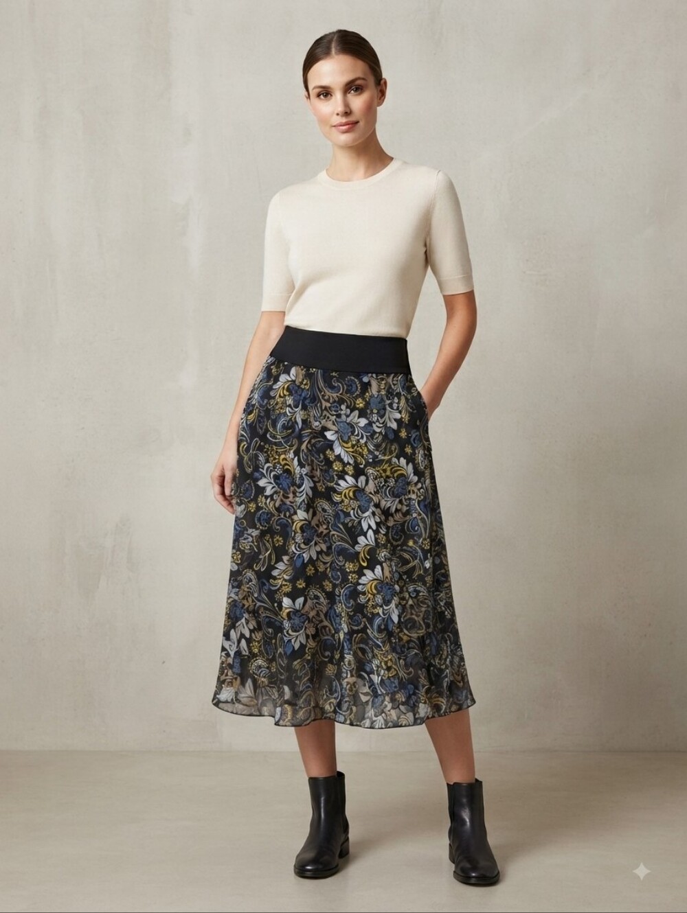 CAbi Reversible Blue and Yellow Floral Paisley Flowy Midi Skirt Size Small